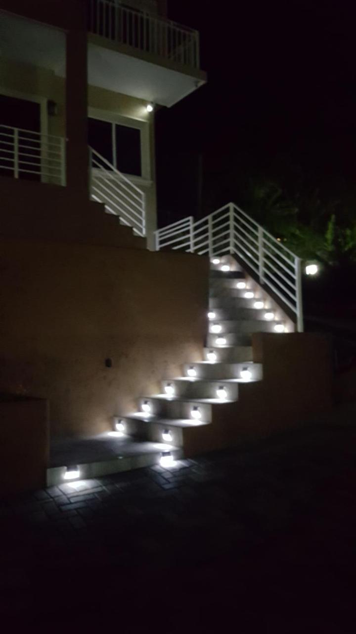 Tropical Luxury Dreams Villa Ocho Rios Exterior photo