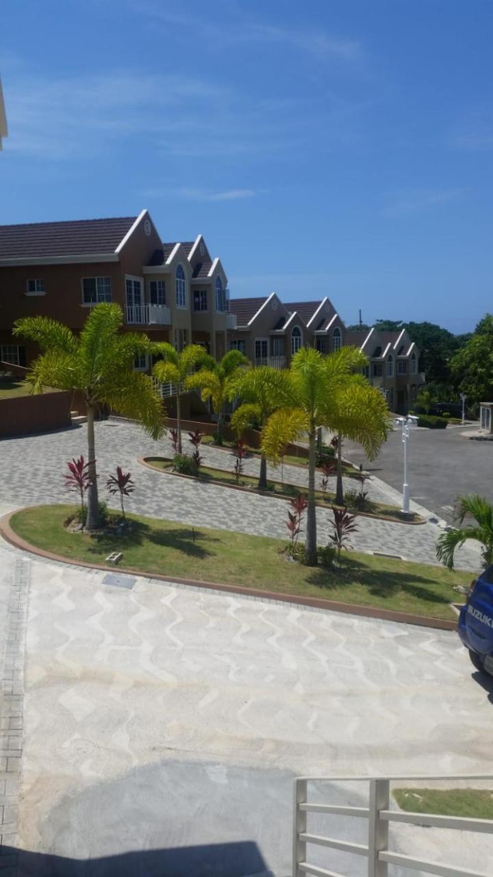 Tropical Luxury Dreams Villa Ocho Rios Exterior photo